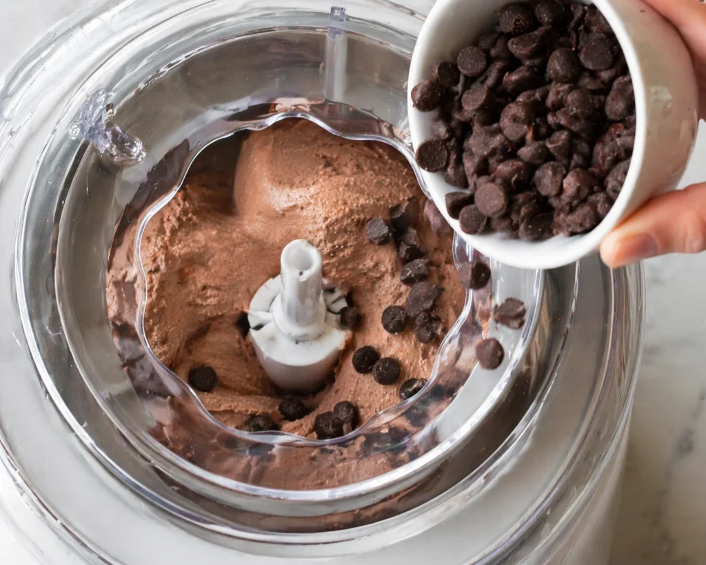 Easy Mint Chocolate Chip Ice Cream